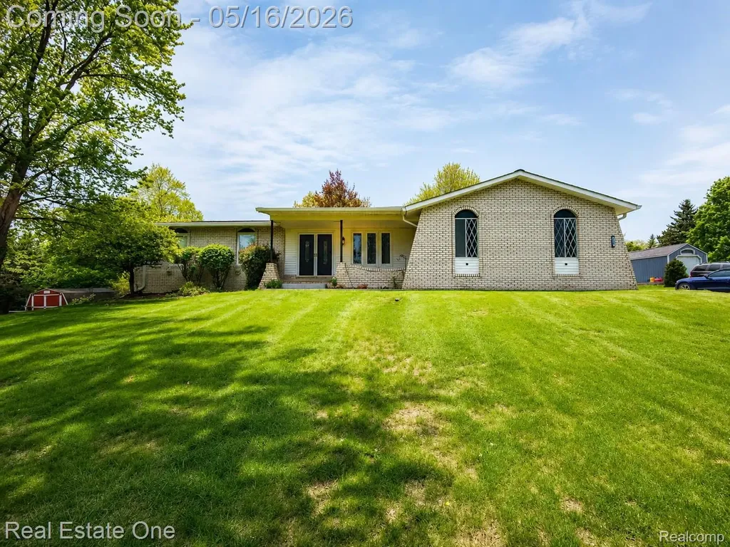 2553 Bullard Road Hartland Township MI 48353