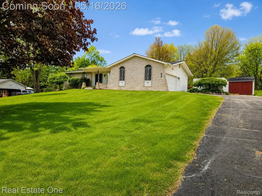 2553 Bullard Road Hartland Township MI 48353