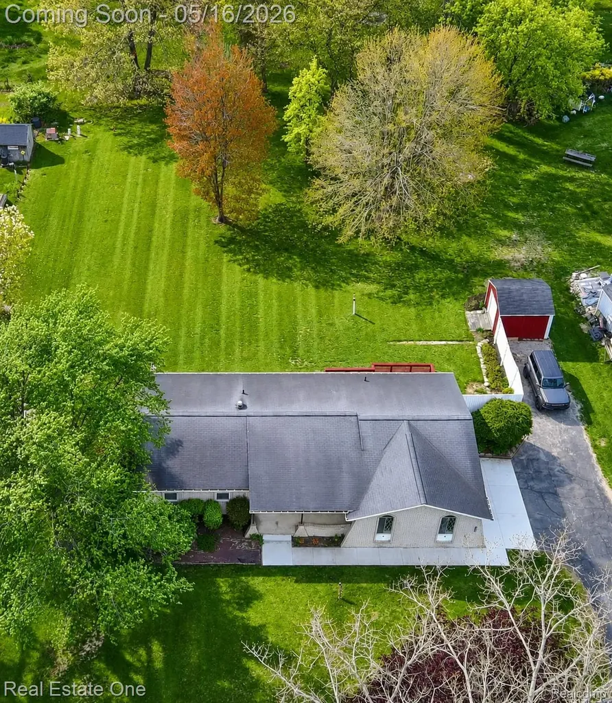 2553 Bullard Road Hartland Township MI 48353