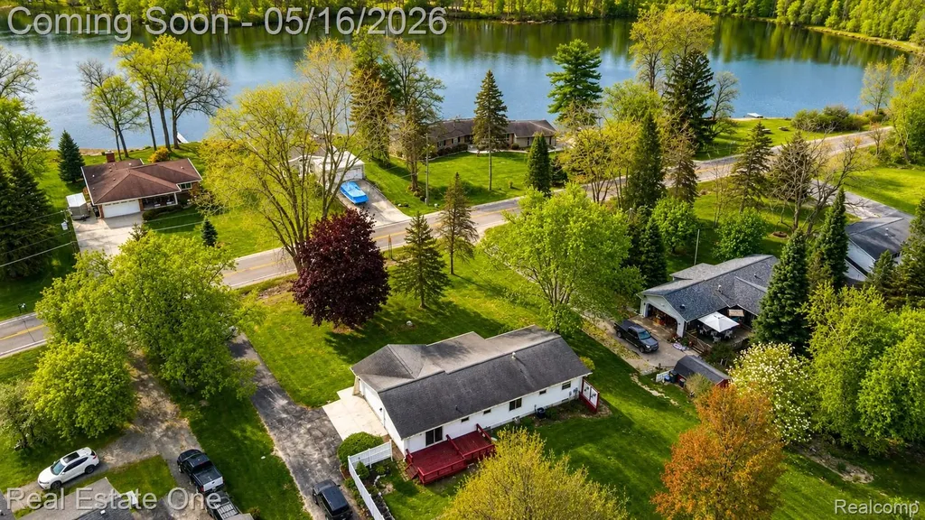 2553 Bullard Road Hartland Township MI 48353