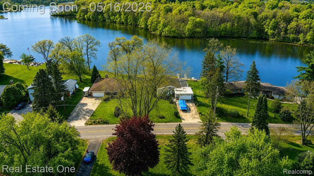 2553 Bullard Road Hartland Township MI 48353