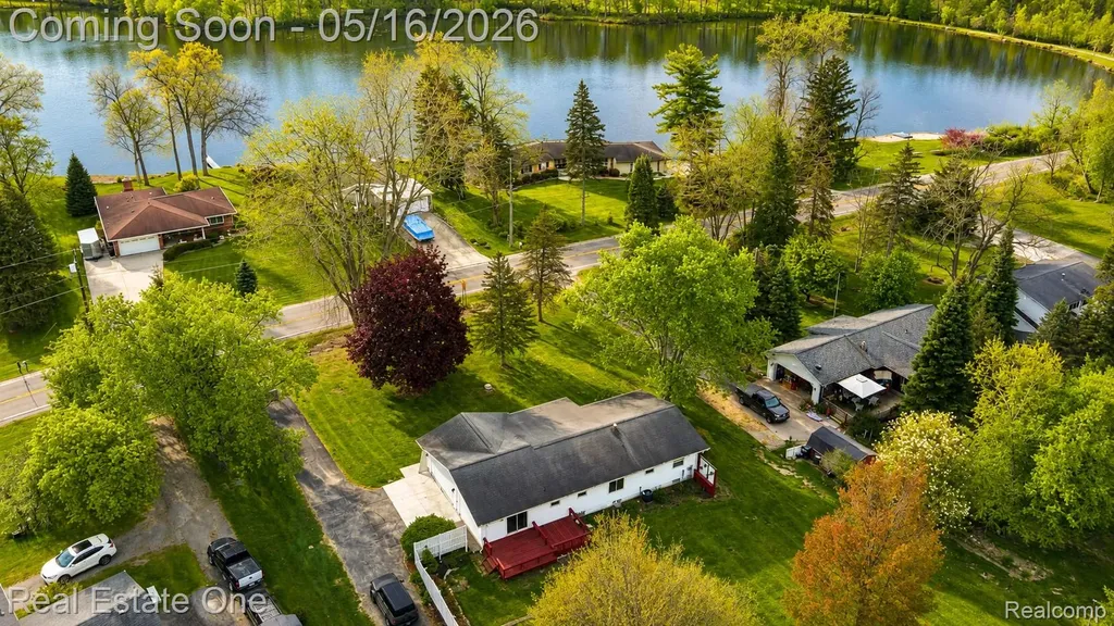 2553 Bullard Road Hartland Township MI 48353