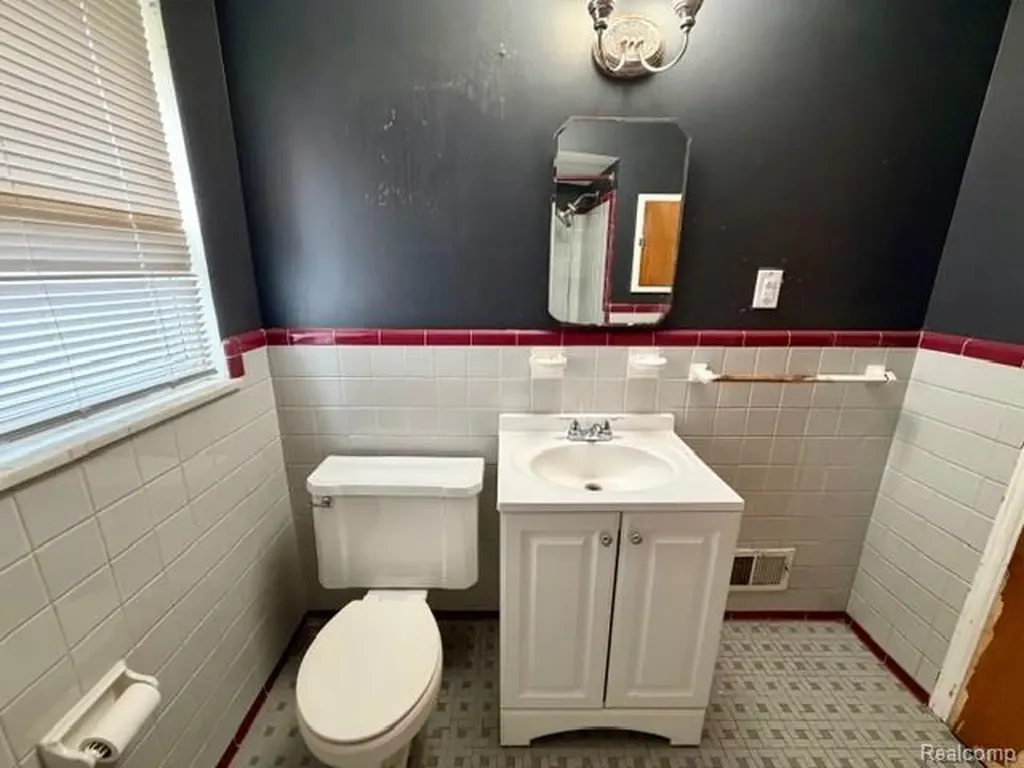11377 Fielding Street Detroit City MI 48228