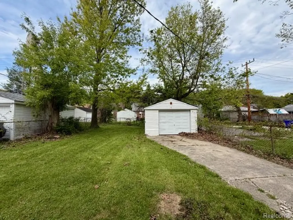 11377 Fielding Street Detroit City MI 48228