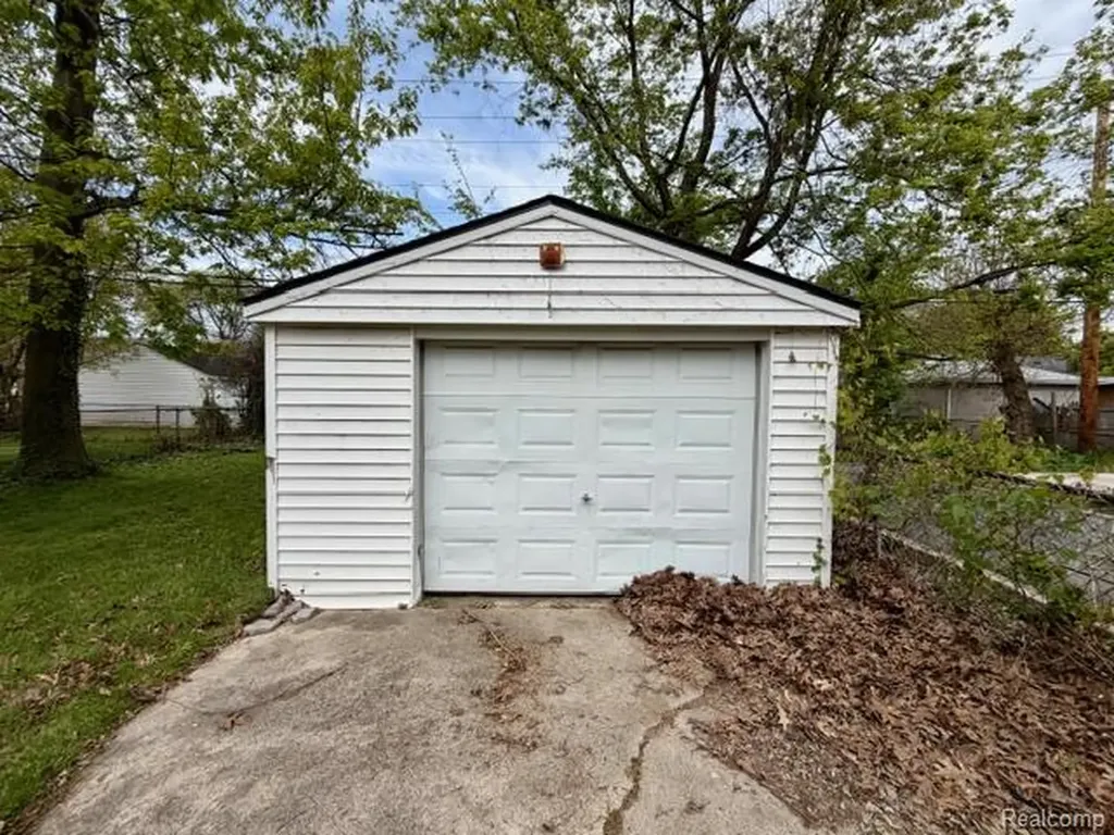 11377 Fielding Street Detroit City MI 48228