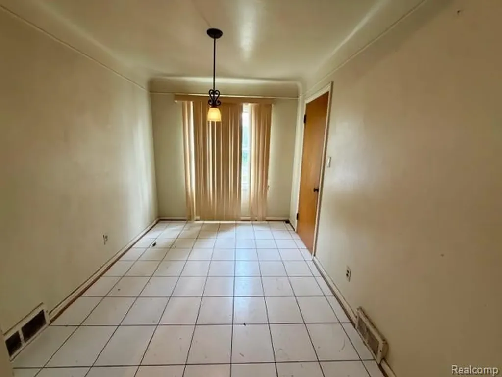 11377 Fielding Street Detroit City MI 48228