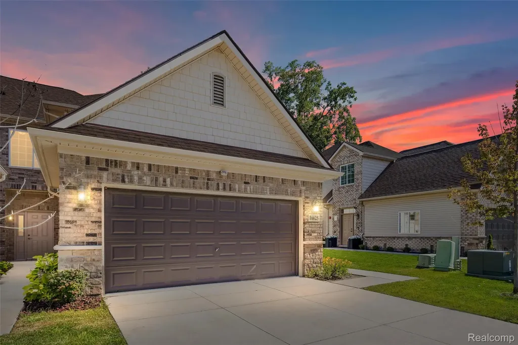 16625 Savor Lane Clinton Charter Township MI 48035