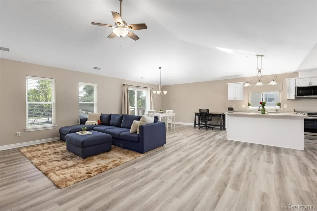 16625 Savor Lane Clinton Charter Township MI 48035