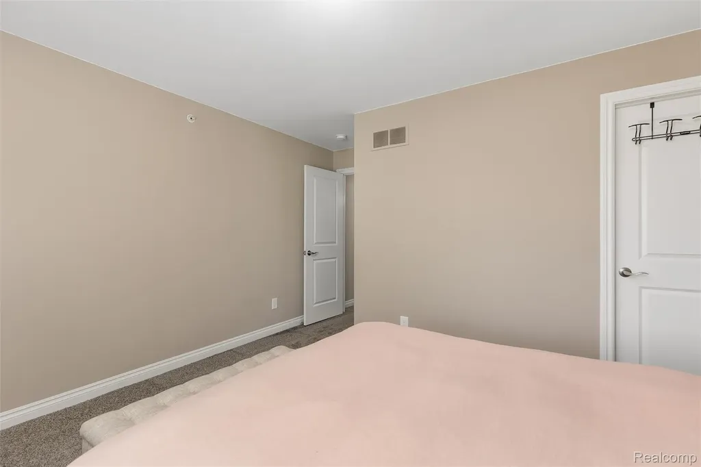 16625 Savor Lane Clinton Charter Township MI 48035