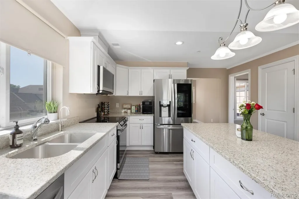 16625 Savor Lane Clinton Charter Township MI 48035