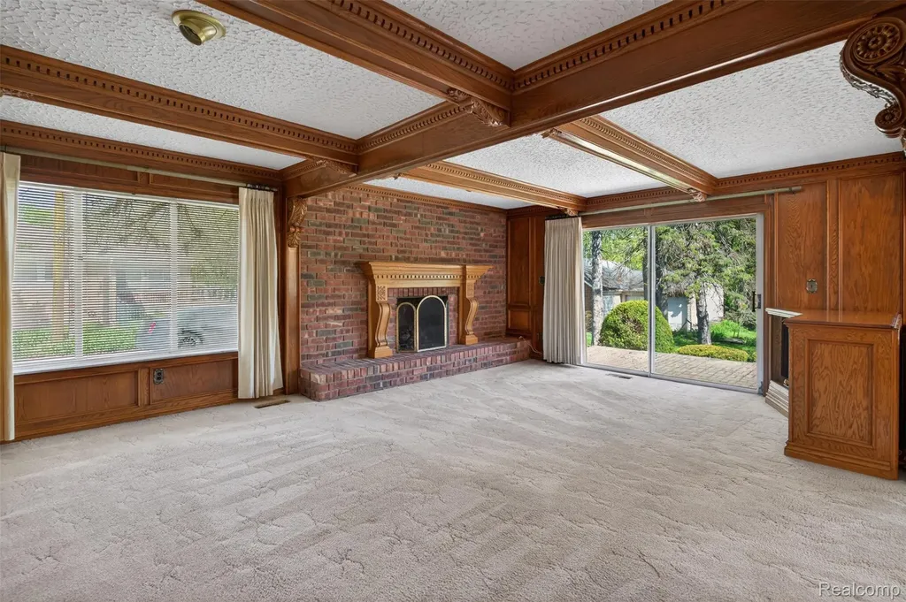 15623 Millar Road Clinton Charter Township MI 48036