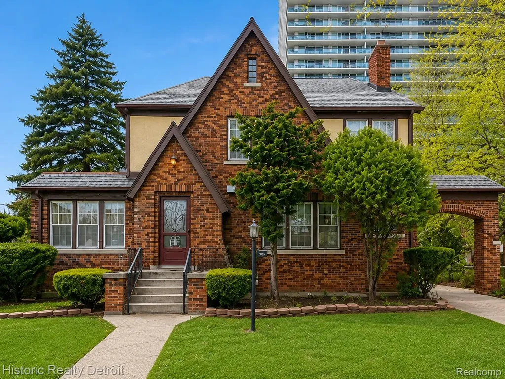 505 Fiske Drive Detroit City MI 48214