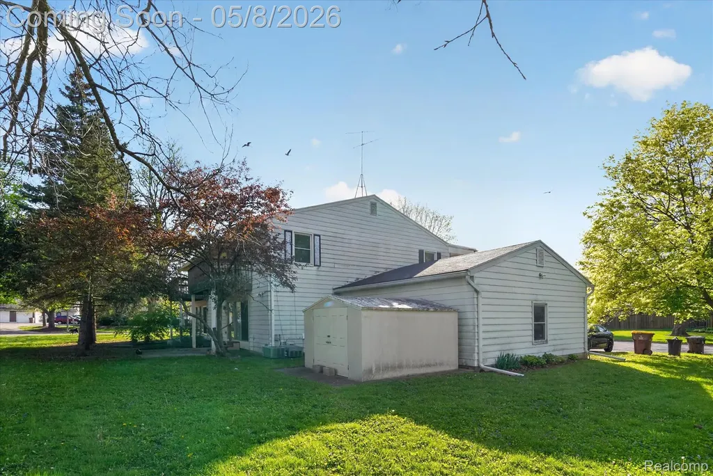 6150 Birch Row Drive Meridian Charter Township MI 48823