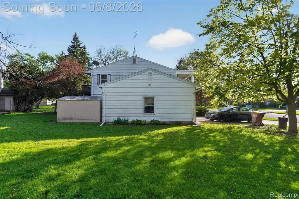 6150 Birch Row Drive Meridian Charter Township MI 48823