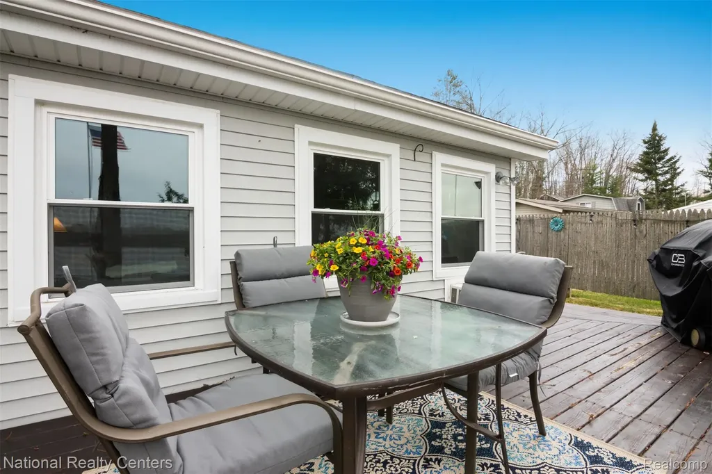 7520 W Dakota Trail Caldwell Township MI 49663