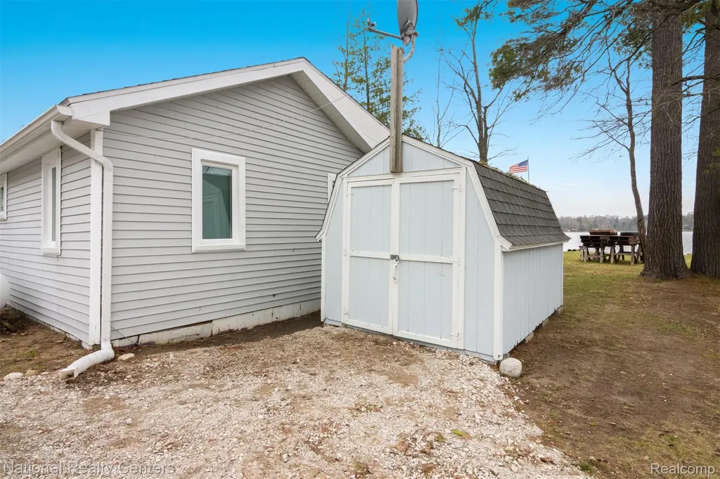 7520 W Dakota Trail Caldwell Township MI 49663