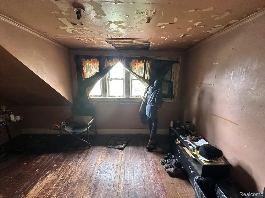 5042 Pennsylvania Street Detroit City MI 48213