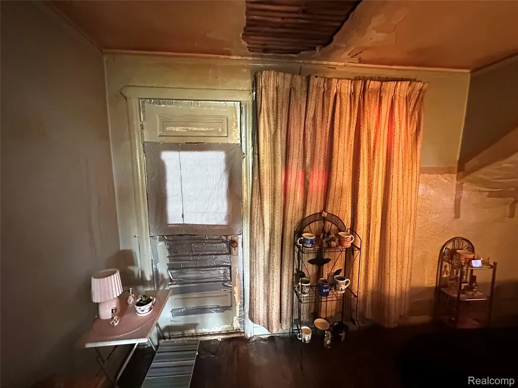 5042 Pennsylvania Street Detroit City MI 48213