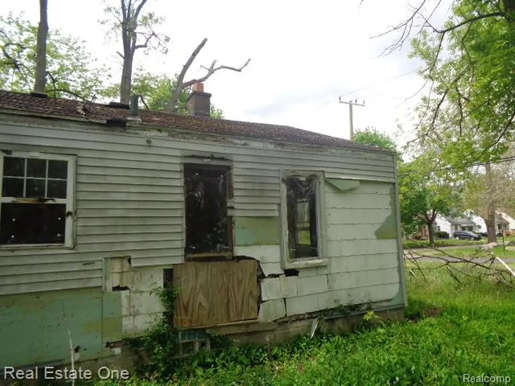 15772 Chatham Street Detroit City MI 48223