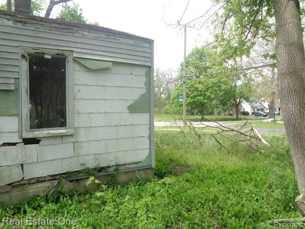 15772 Chatham Street Detroit City MI 48223