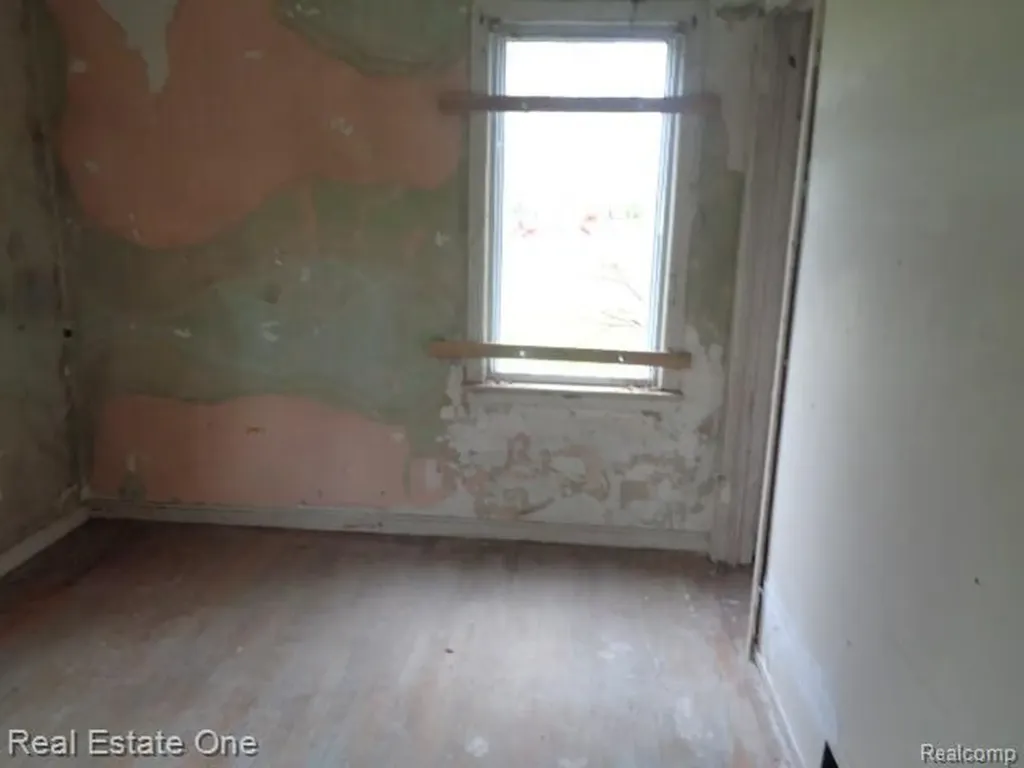 15772 Chatham Street Detroit City MI 48223