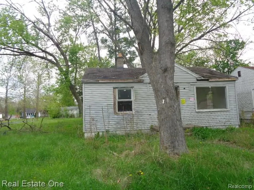 15772 Chatham Street Detroit City MI 48223