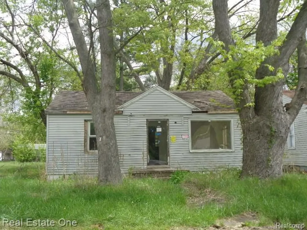15772 Chatham Street Detroit City MI 48223
