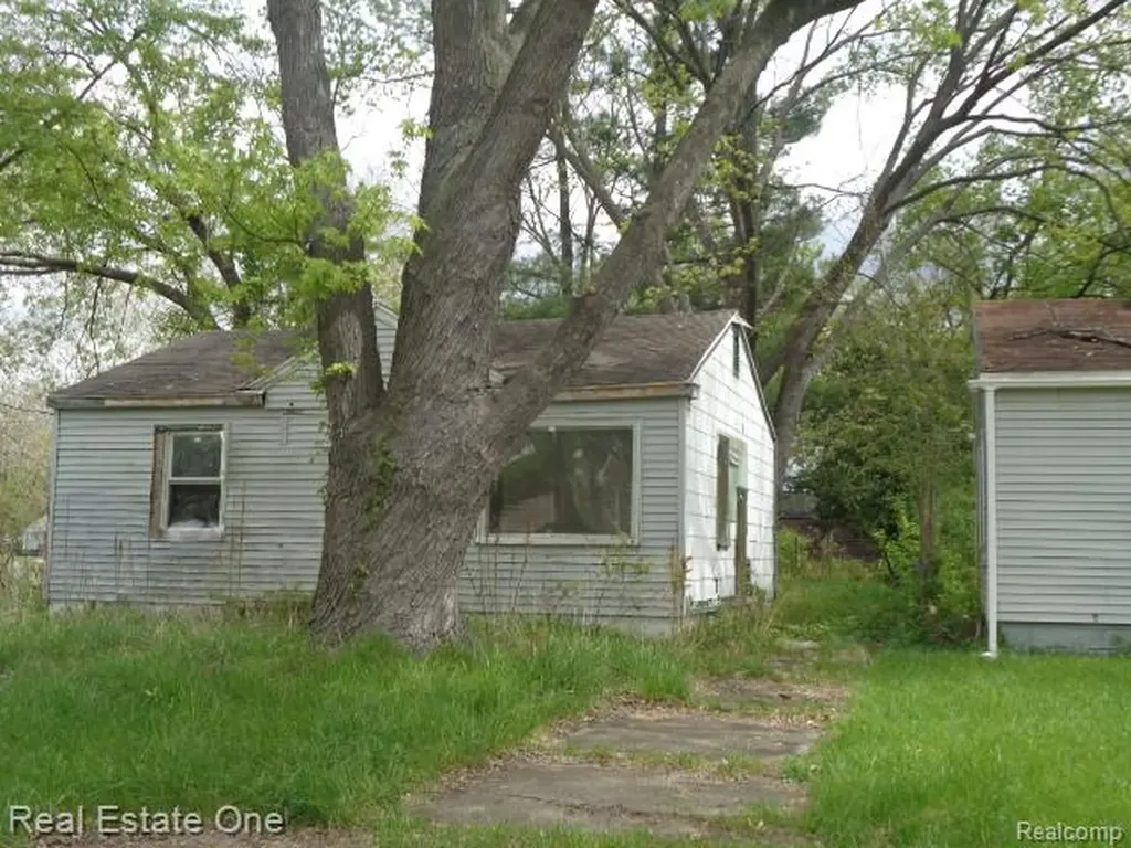 15772 Chatham Street Detroit City MI 48223