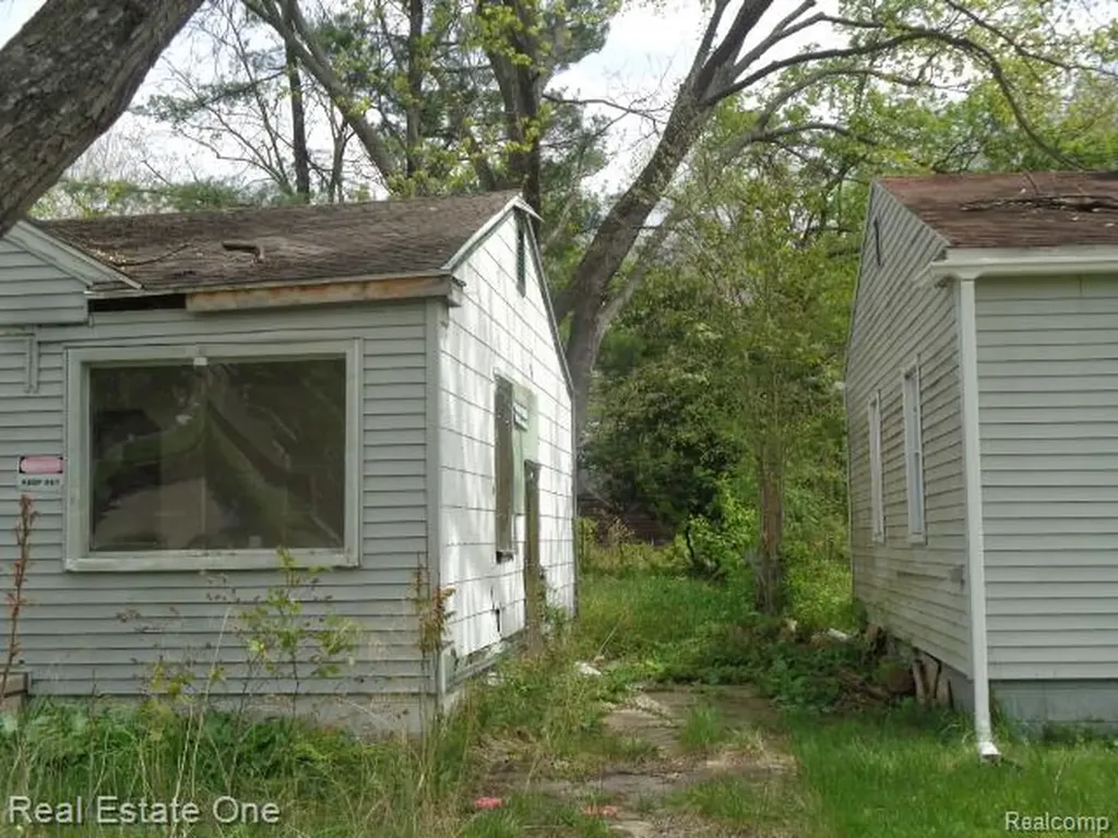 15772 Chatham Street Detroit City MI 48223