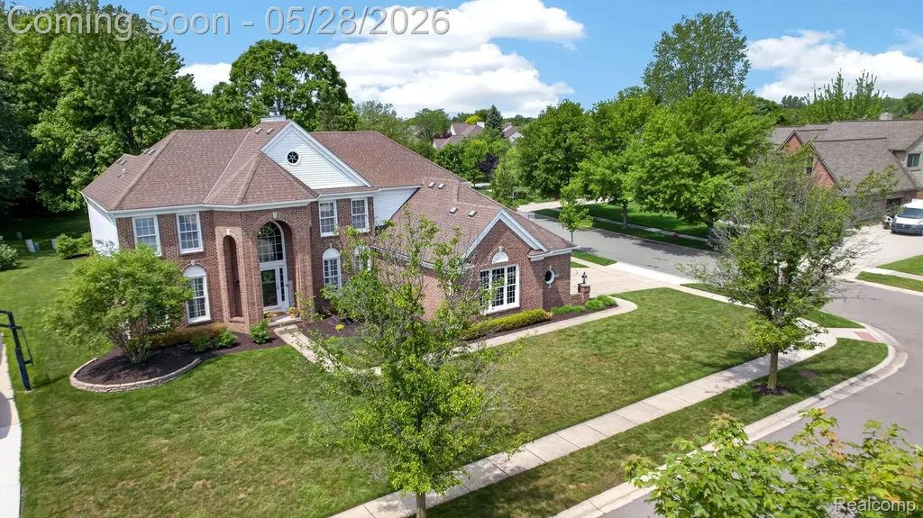 337 Country Club Court Canton Charter Township MI 48188