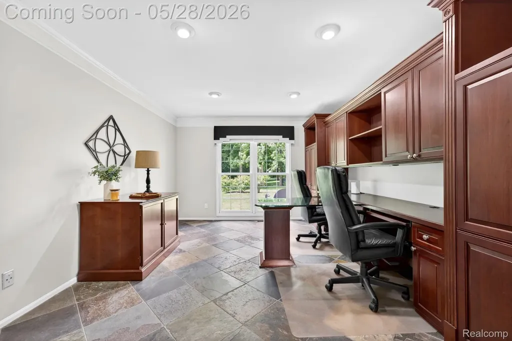337 Country Club Court Canton Charter Township MI 48188
