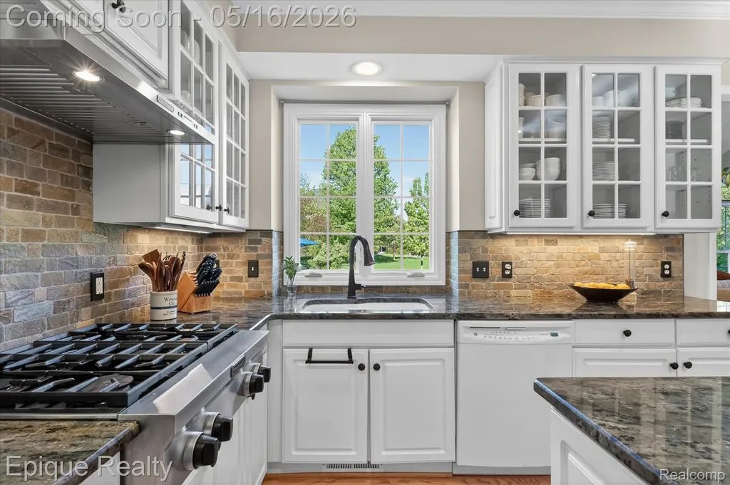22037 Chase Drive Novi City MI 48375