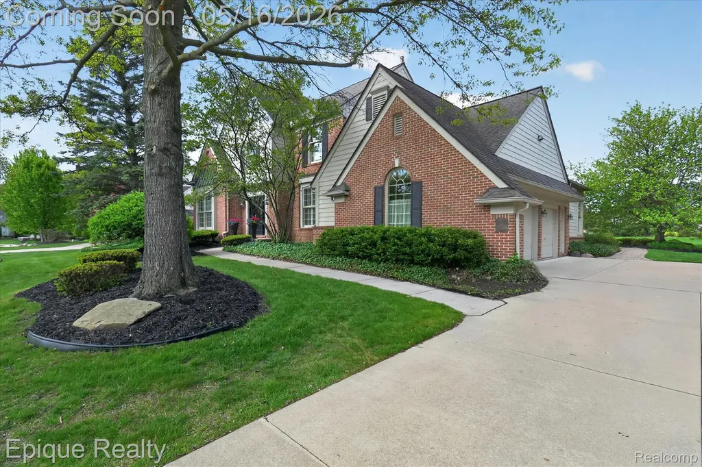 22037 Chase Drive Novi City MI 48375