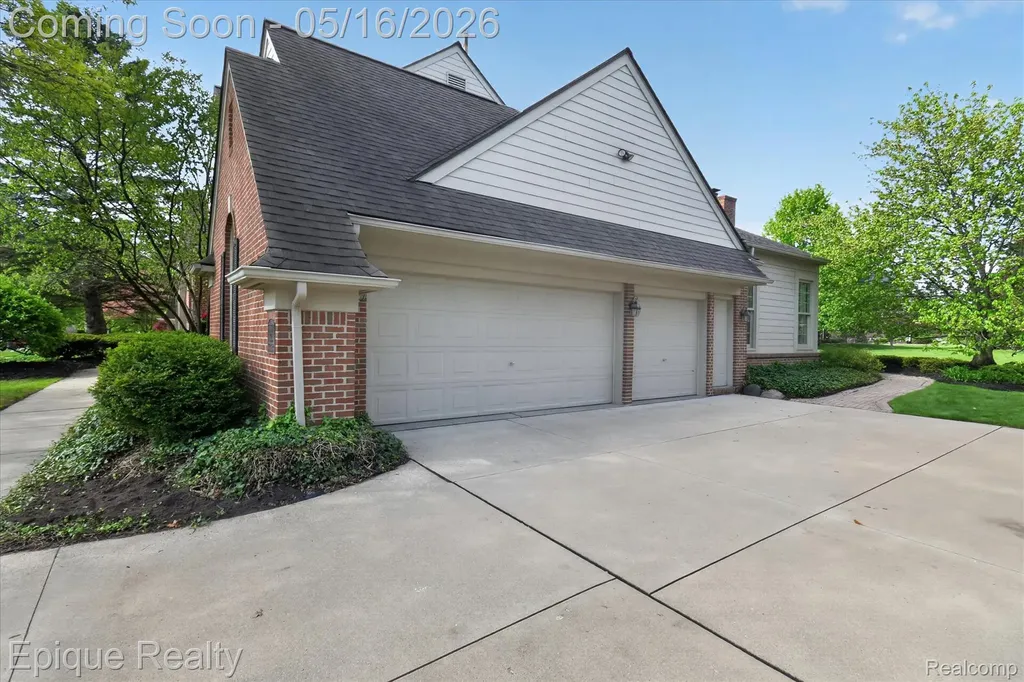 22037 Chase Drive Novi City MI 48375