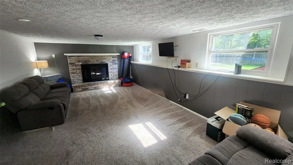 28718 Apollo Drive Chesterfield Township MI 48047