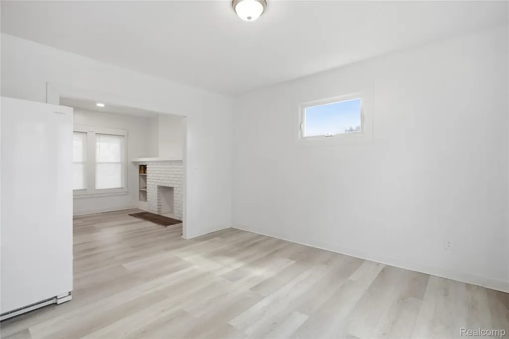 157 W Nevada Street Detroit City MI 48203