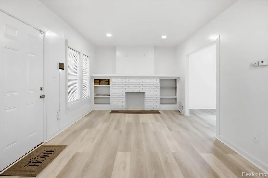 157 W Nevada Street Detroit City MI 48203