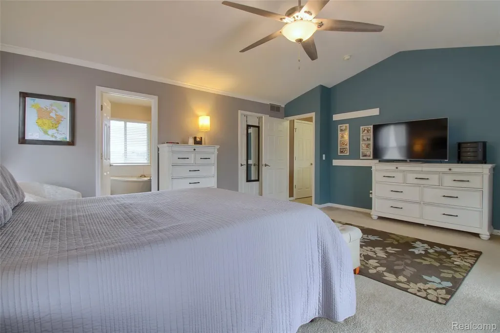 28260 Cottage Lane Lyon Charter Township MI 48165