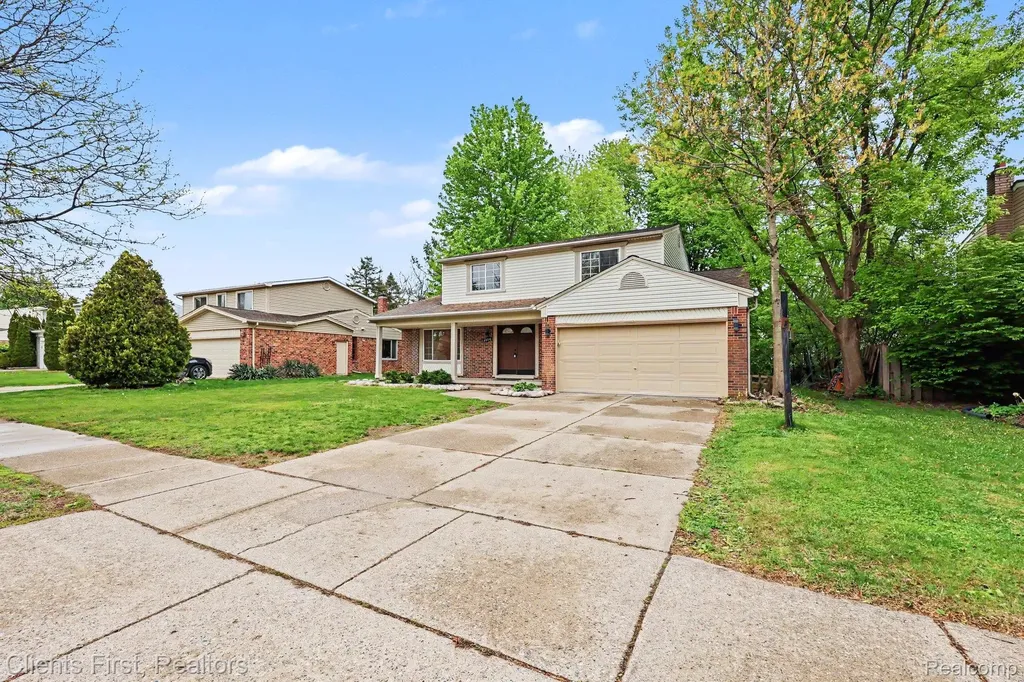 3776 Highland Drive Troy City MI 48083