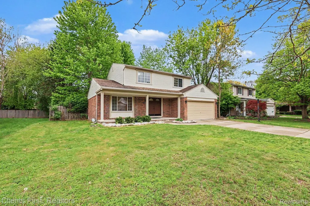 3776 Highland Drive Troy City MI 48083