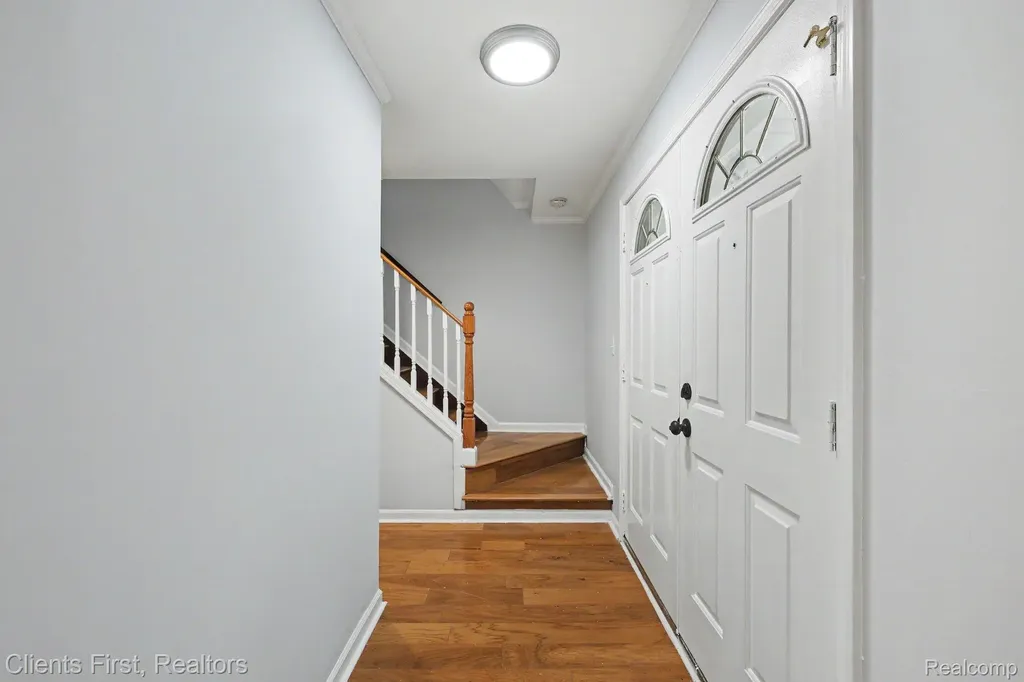 3776 Highland Drive Troy City MI 48083