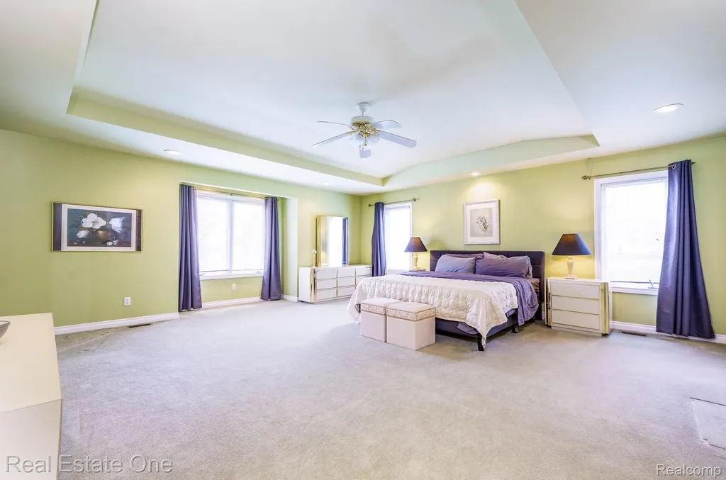 9243 Sherwood Drive Springfield Charter Township MI 48350