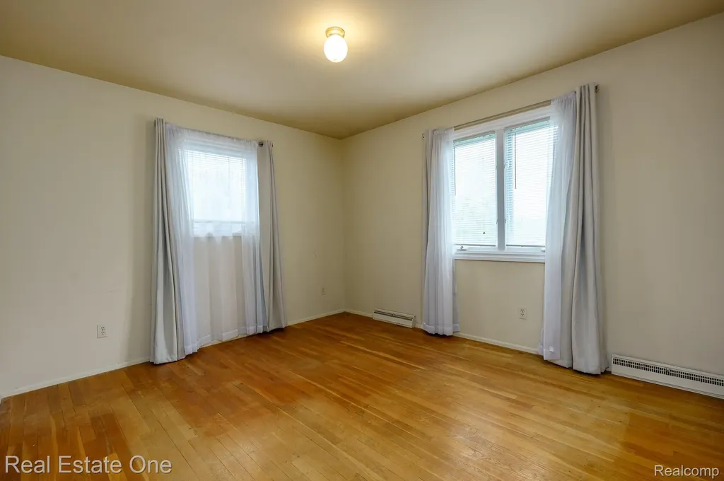 9243 Sherwood Drive Springfield Charter Township MI 48350