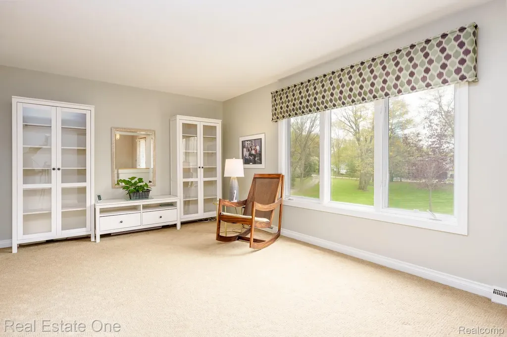 9243 Sherwood Drive Springfield Charter Township MI 48350