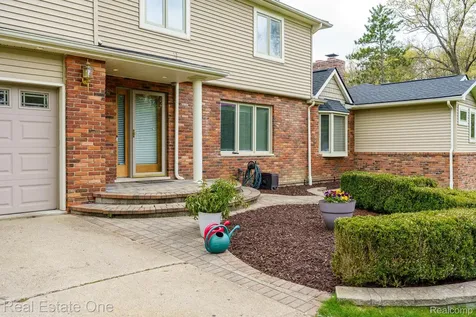 9243 Sherwood Drive Springfield Charter Township MI 48350