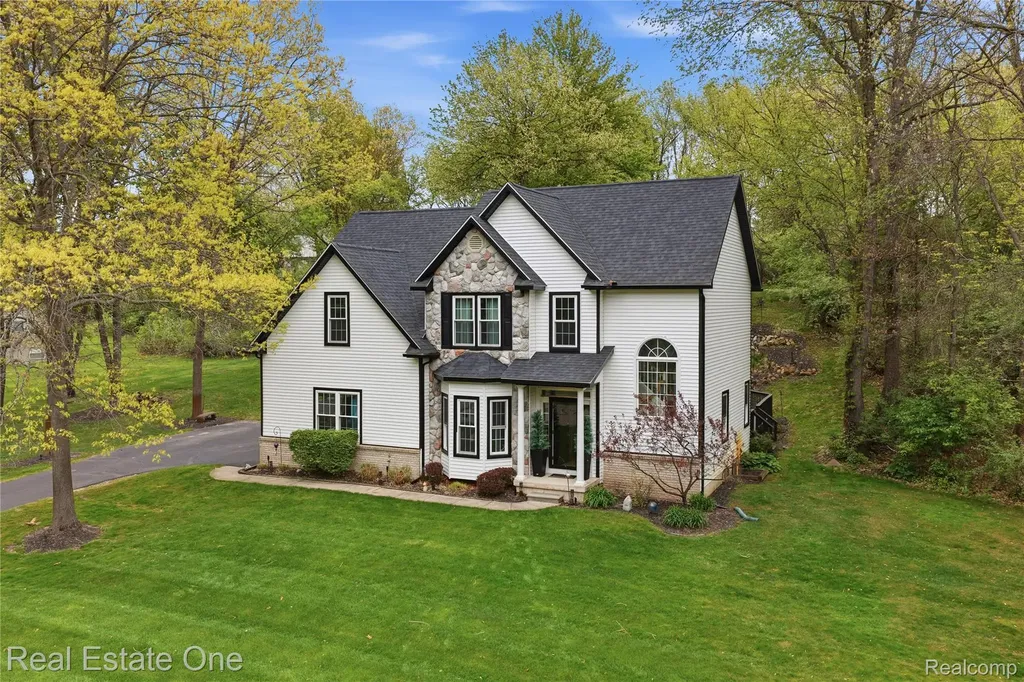 5361 Universe Avenue Marion Township MI 48843