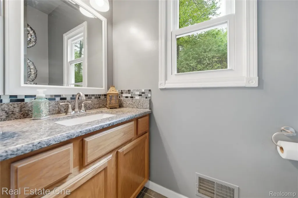 5361 Universe Avenue Marion Township MI 48843