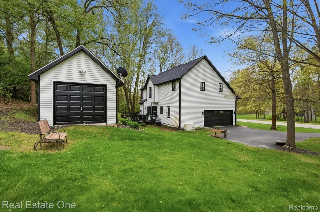 5361 Universe Avenue Marion Township MI 48843
