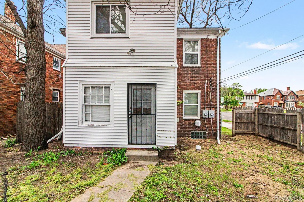 18112 Northlawn Street Detroit City MI 48221