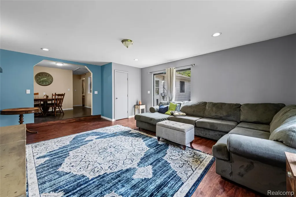 1135 Quinif Drive Walled Lake City MI 48390